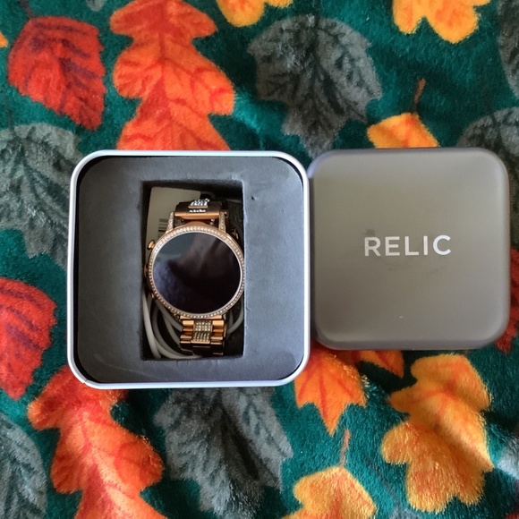 Relic Fossil Smartwatch - Picture 2 of 9
